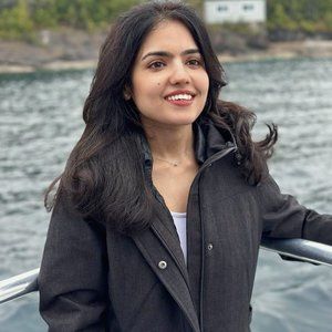 Meet your Posher, Ekta